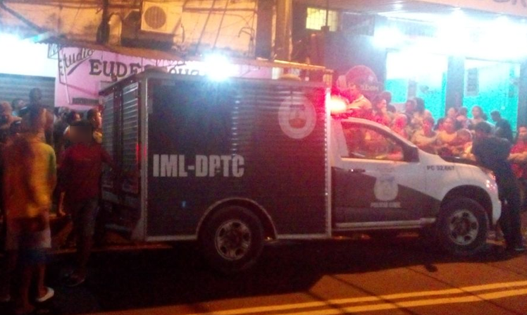 Corpo de cabeleireiro é encontrado amordaçado e com sinais de enforcamento em Manaus