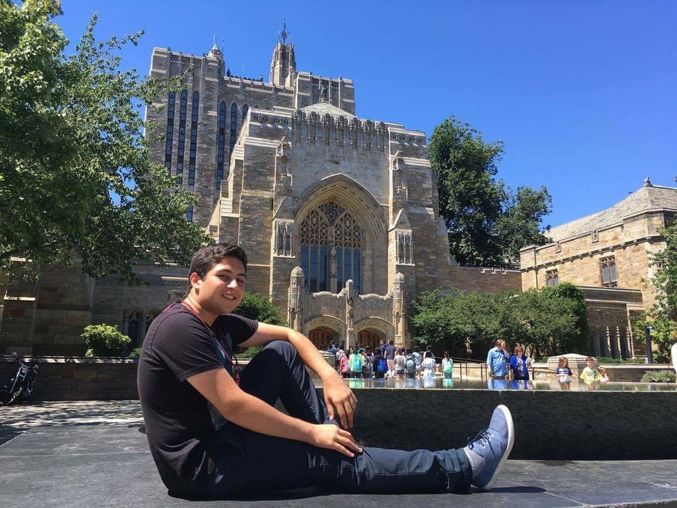 Filho de diarista e de vendedor é aprovado em Universidade dos Estados Unidos