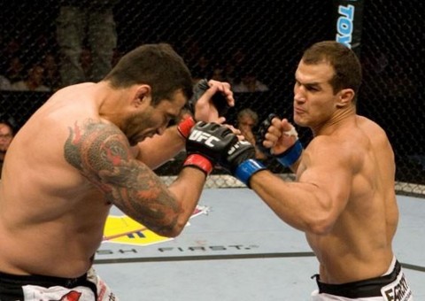 Werdum troca farpas com Júnior Cigano e insinua que o rival é homossexual