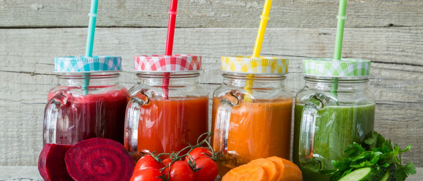  Detox para desinchar após a comilança de fim de ano