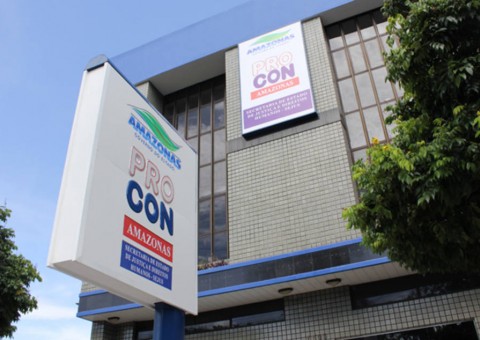 Procon Amazonas manifesta preocupação com compras em cartão e em dinheiro 