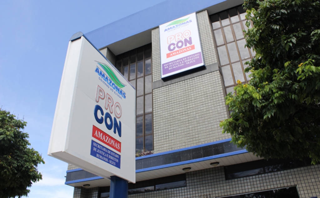 Procon Amazonas manifesta preocupação com compras em cartão e em dinheiro 