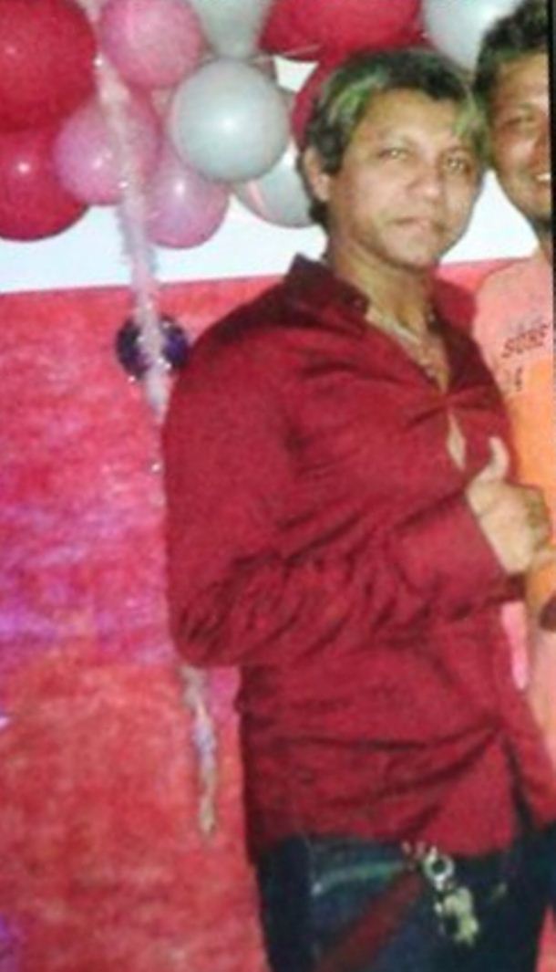 Cabeleireiro é encontrado morto dentro de seu salão de beleza