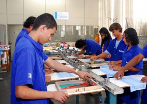 Pronatec prevê 82 mil vagas para cursos técnicos no próximo ano