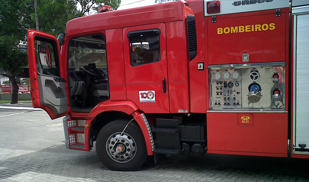 Incêndio em residência assusta moradores da Zona Norte de Manaus 