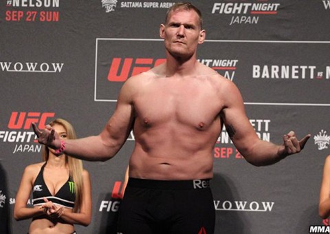 Ex-campeão do UFC é acusado de doping pela terceira vez 