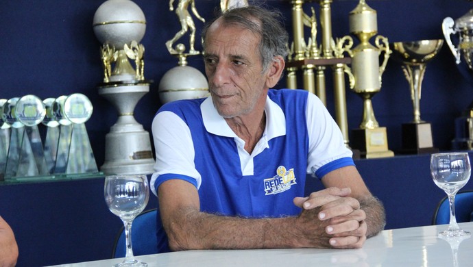 Aderbal Lana volta a comandar o Leão da Vila