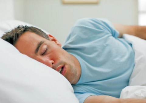 Dormir cedo pode ser ruim para os homens, afirma estudo