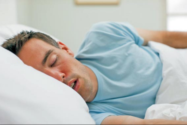 Dormir cedo pode ser ruim para os homens, afirma estudo