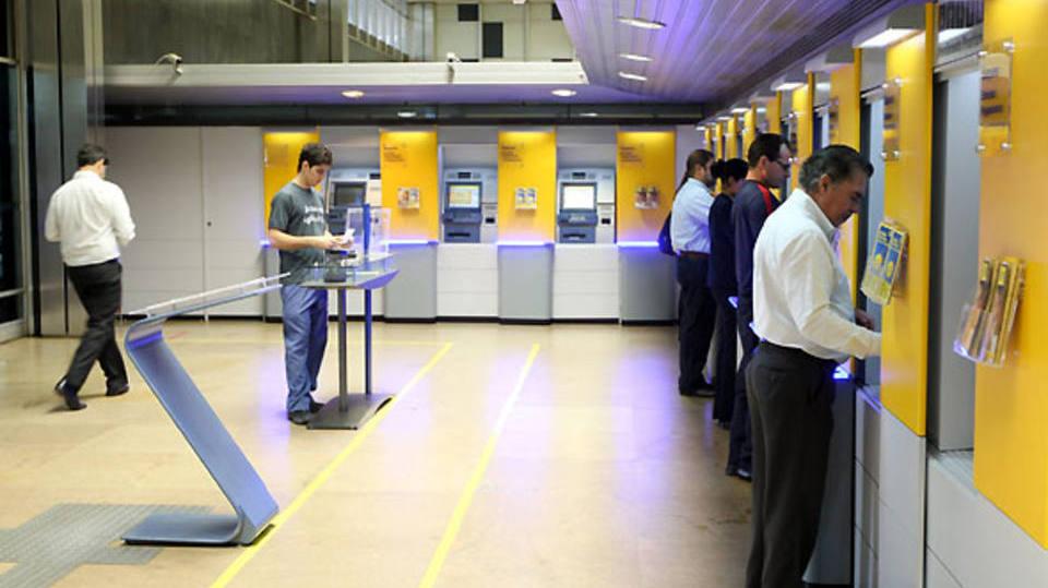  Agências bancárias abrem somente até hoje 