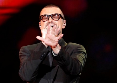 George Michael morreu por overdose, afirma jornal inglês