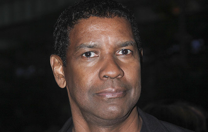 Denzel Washington é flagrado com pó branco no nariz