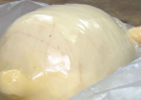  Mulher tenta esconder 200 gramas de droga na vagina e acaba presa