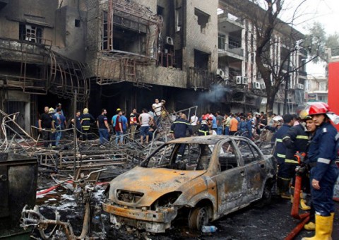 Pelo menos 28 pessoas morrem após duas bombas explodirem em mercado de Bagdá