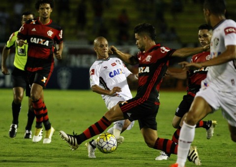  Flamengo pode faturar R$ 300 milhões com novo patrocinador