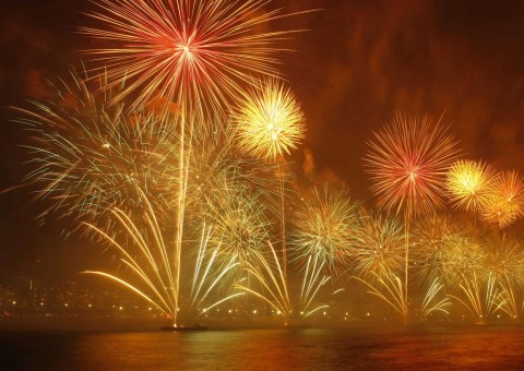 Saiba os lugares onde 2017 já chegou 