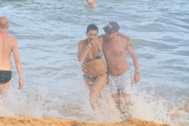 Fotógrafo revela que homem estaria se passando por Leonardo DiCaprio no Brasil; Ator pode estar em outro país