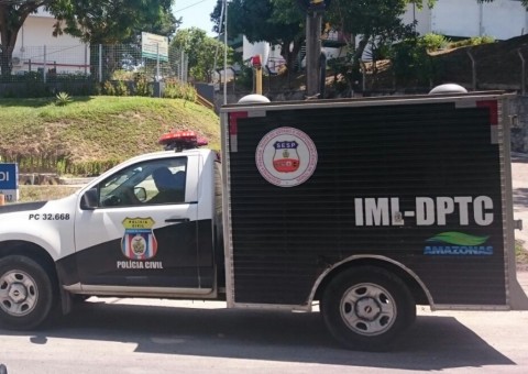 Corpo de homem é encontrado com tiro na cabeça em Manaus