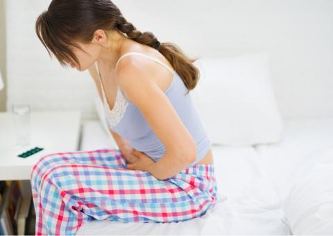 Conhecida como 'Sambacaitá', planta ajuda aliviar cólicas menstruais 