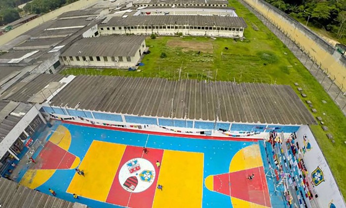 José Melo anuncia construção de presídios e diz que polícia será constante no sistema penitenciário