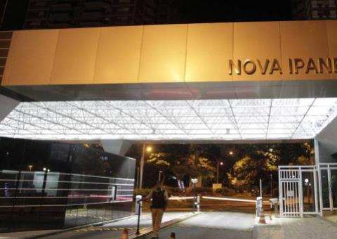 Elevador despenca e acaba ferindo sete pessoas da mesma família 