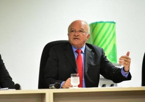 Melo manda indenizar famílias de presos mortos em massacre