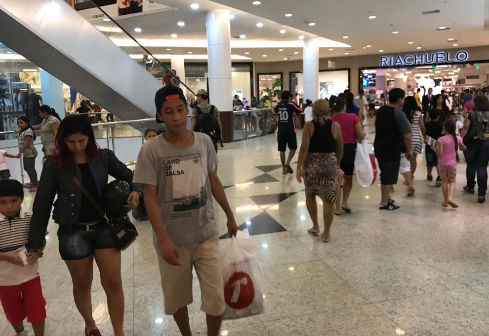  Shopping em Manaus realiza queima de estoque com até 70% de desconto