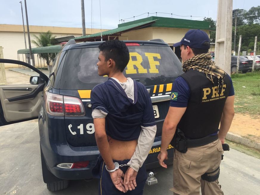 Polícia Rodoviária recaptura fugitivo do Compaj em ônibus na Br-174