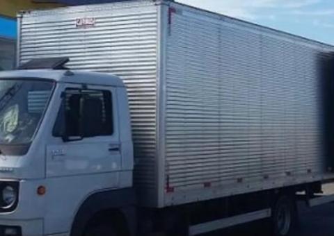 Caminhão usado para transportar merenda não é o mesmo usado para corpos, afirma Seduc