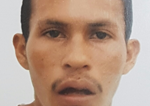 Família desesperada procura jovem desaparecido