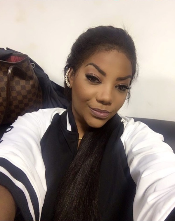 Ludmilla se irrita com críticas e bloqueia perfil no Facebook e Twitter