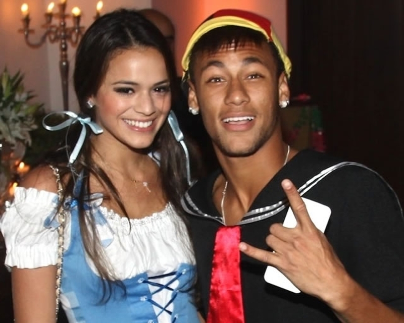 Neymar atende exigência de Bruna Marquezine para reatar namoro