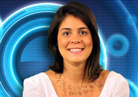 Ex-BBB Bella faz textão e revela ter sido estuprada às vésperas do réveillon