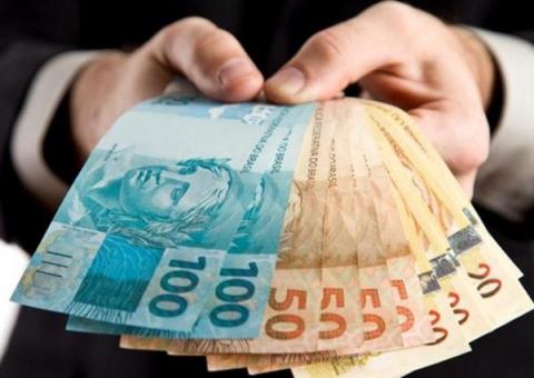 Método dos 10 envelopes ajuda a cortar gastos e a guardar dinheiro todo mês