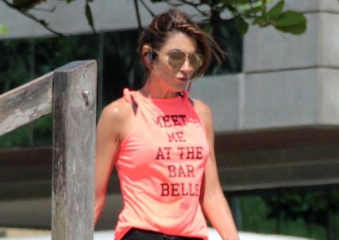  Mais magra, Patrícia Poeta sua a camisa para manter forma