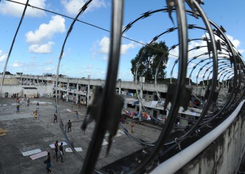 Risco de rebeliões deixa cinco estados em alerta