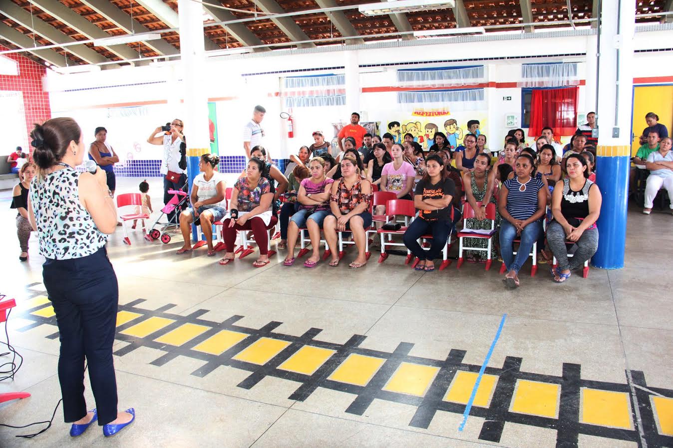 Creche municipal recebe programa de orientação a pais de alunos