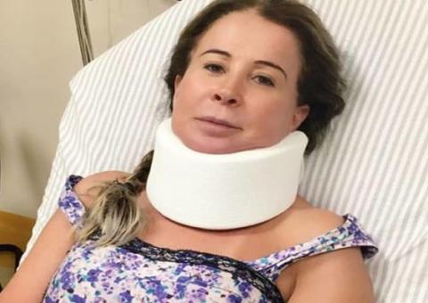 Zilu é transferida de hospital após sofrer acidente de carro
