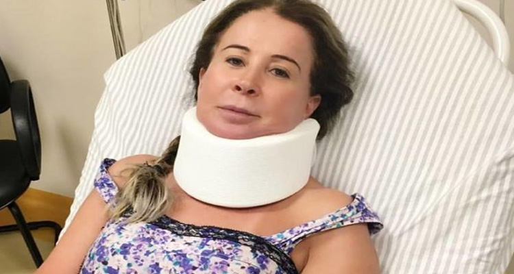 Zilu é transferida de hospital após sofrer acidente de carro