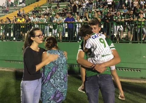 Chape acusa advogados de tentarem enganar família de vítimas