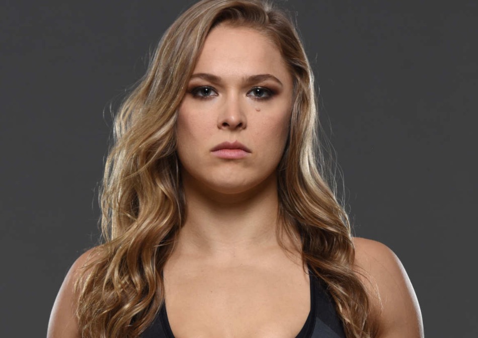 Após sequência de derrotas, Ronda Rousey pode se aposentar aos 29 anos 