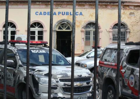 Três detentos são encontrados no forro da Cadeia Pública após rebelião
