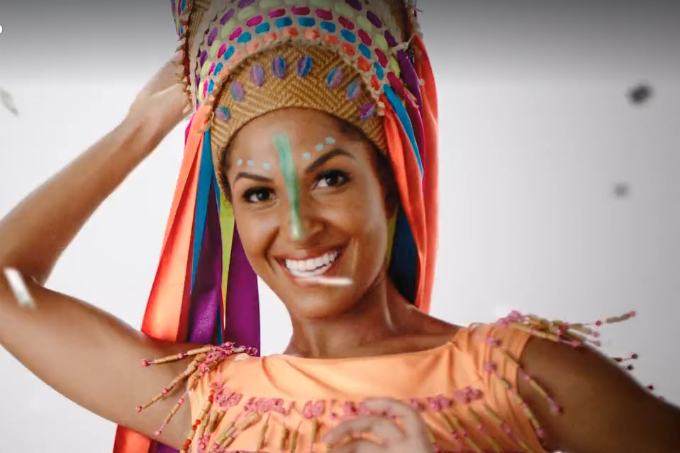 Novos tempos: Globeleza veste roupa em vinheta tradicional de carnaval