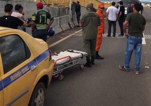 Polícia impede morte na Ponte Rio Negro