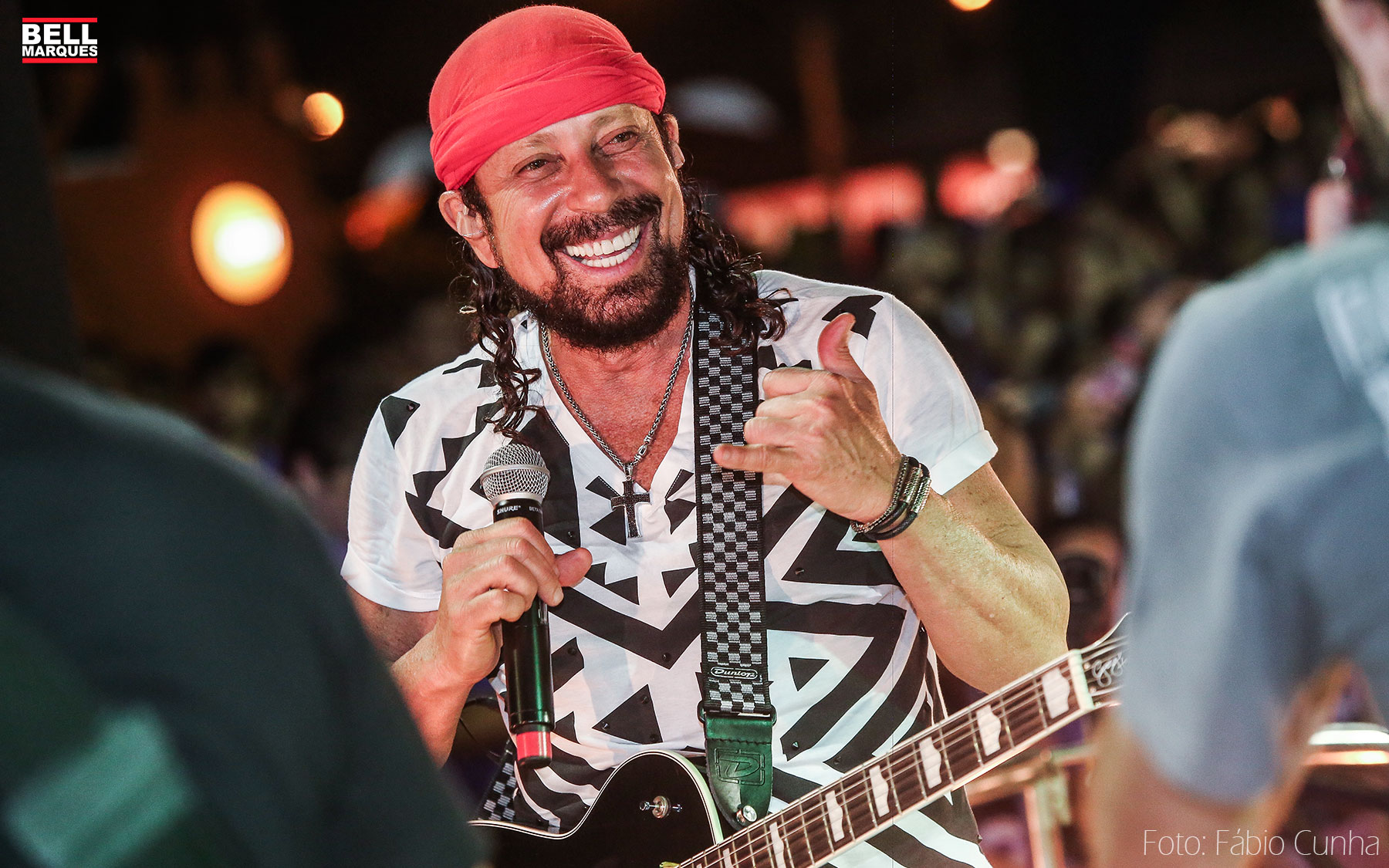 Baile do Hawaii com hospedagem e preços para lá de especiais 