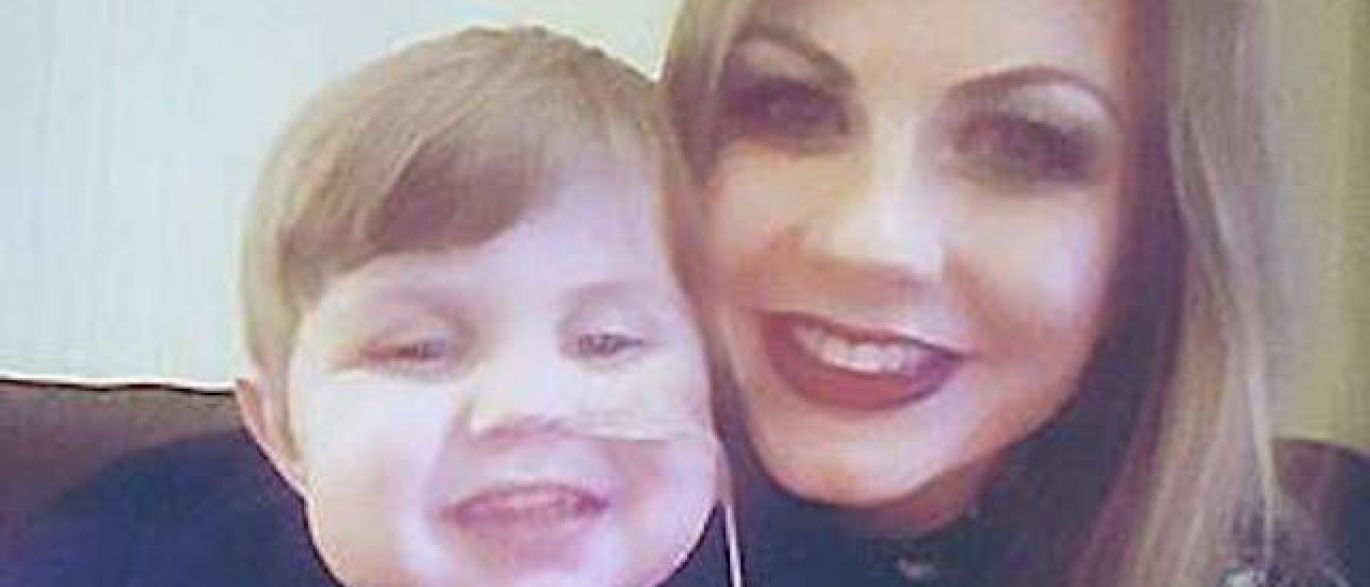 Por amor, mãe doa órgãos para salvar filho 