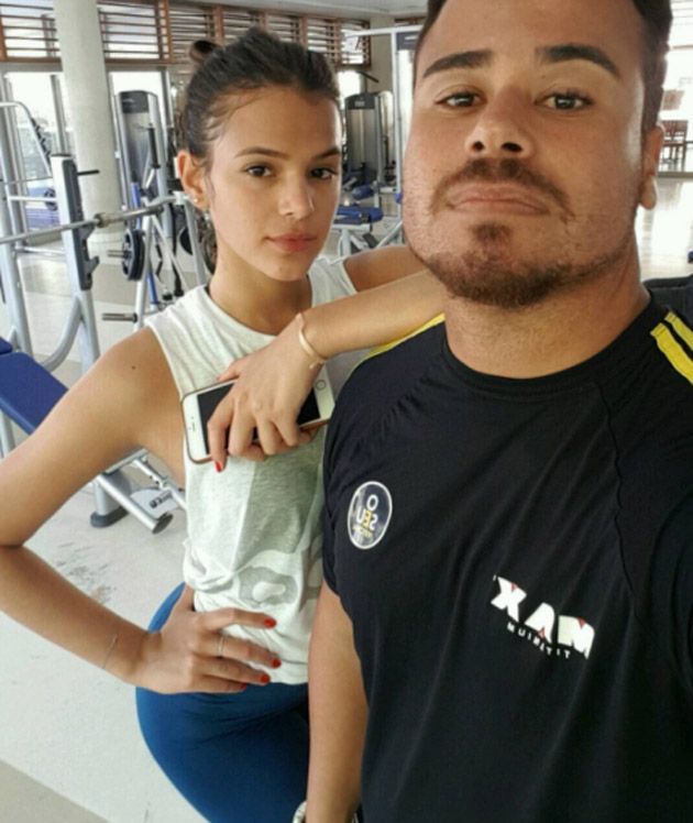 Bruna Marquezine aparece sem maquiagem na academia e surpreende seguidores