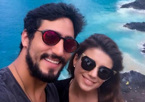  Paula Fernandes posta foto com ex de global e fãs sugerem namoro