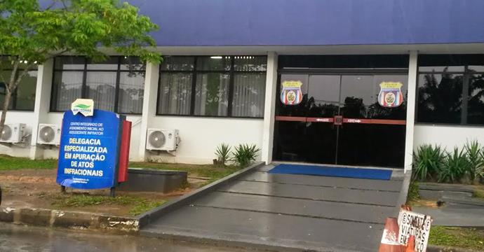 Adolescente crente que foi traída, esfaqueia namorado e mata irmã do rapaz em Manaus