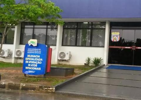 Adolescente crente que foi traída, esfaqueia namorado e mata irmã do rapaz em Manaus